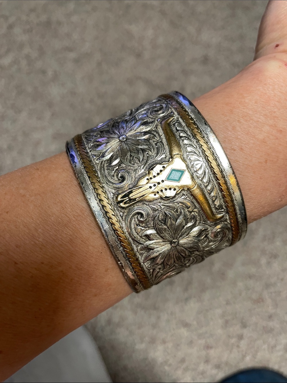Sterling silver/gold accent western style cuff bracelet - so cool
